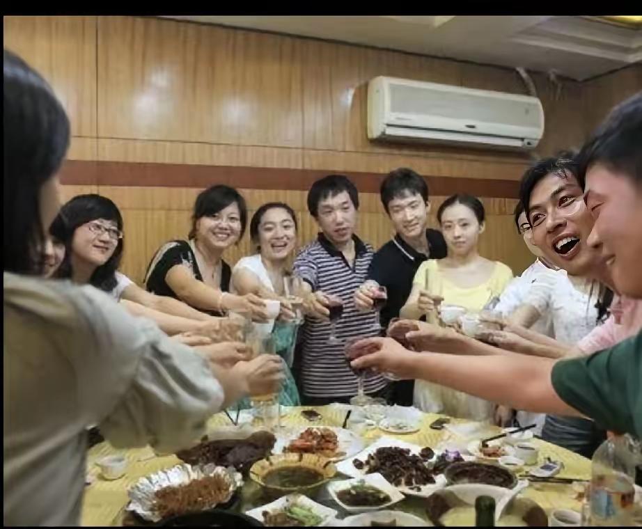 丁克就高人一等了吗？每次同学聚会的时候，有一位坚持丁克的女同学都就会大放厥词！