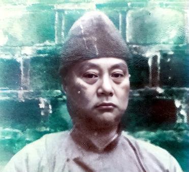 这名国军中将被俘后因罪大恶极被判处死刑。可是，为了活命，他竟然用收藏的一件国宝级