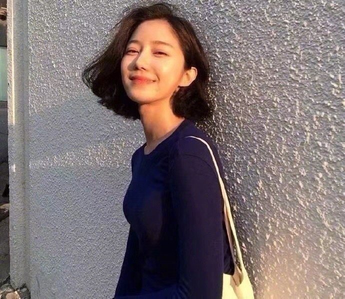 我走遍了全世界，到了最后才发现，自己的笑容才是最美的风景。