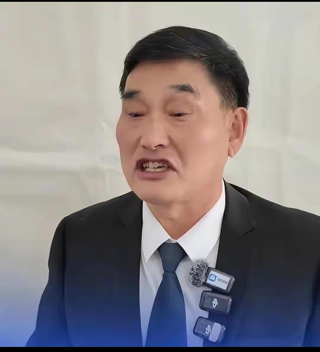 我怀疑过朱之文没文化，也怀疑过朱之文忘本，但我万万没想到，58岁的他居然