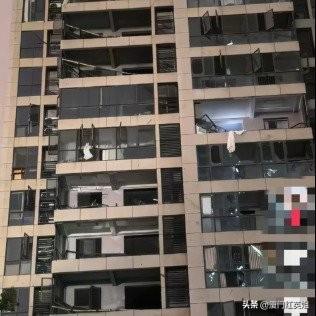 湖北熊先生一家三口在关窗时被龙卷风卷走坠楼身亡，家属曝光更多难过细节1.熊先生年