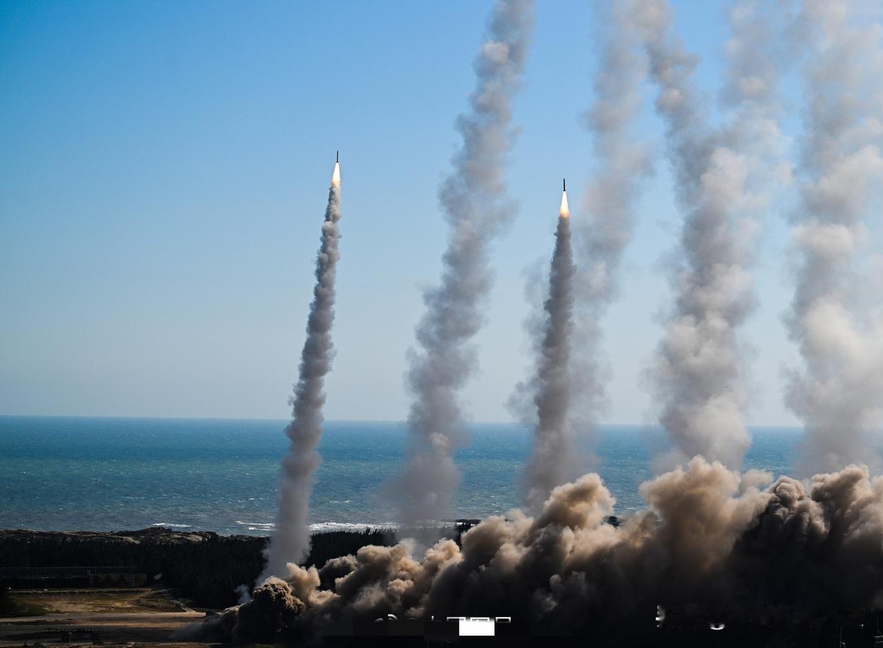 这么看的话，咱们的370远火这技术绝对独步全球了！[赞][赞][赞]你说这次