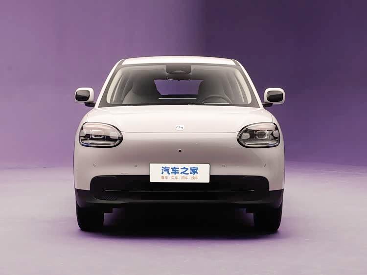 12年的奇瑞QQ以纯电版QQ3复活，盲订数据与热度堪称现象级：20分钟