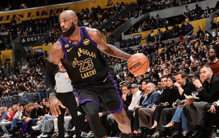 今天杜兰特，詹姆斯，库里三位超级巨星的表现，谁是你心中的今日最佳，第一个、杜