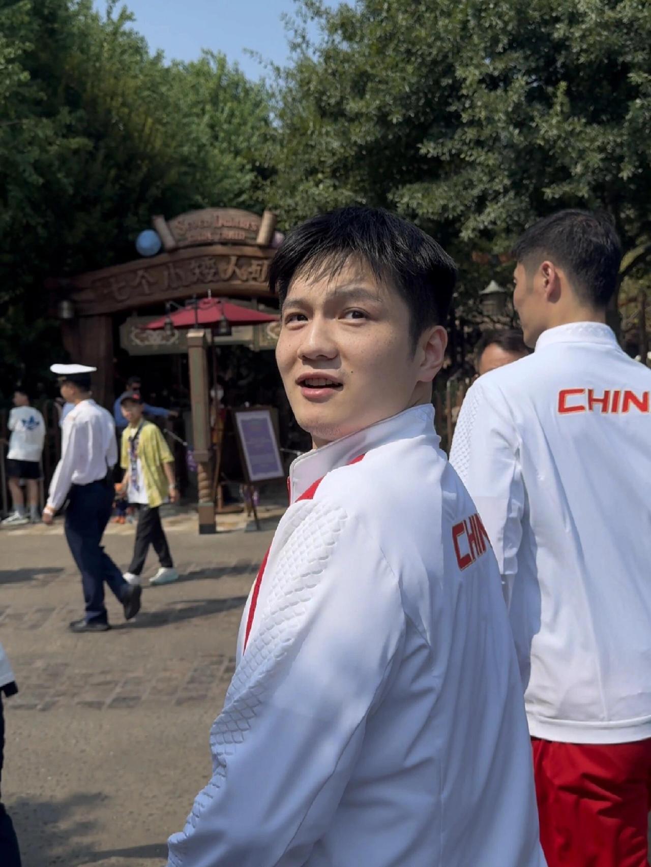就是这个，回来了，真的为他感到开心，怎么会差，我们的眼光一致！孩子都28岁了，