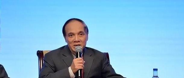 越南教授指着地图说了句大实话：若没中国在前面挡着，亚洲人早就在庄园里干苦力了 