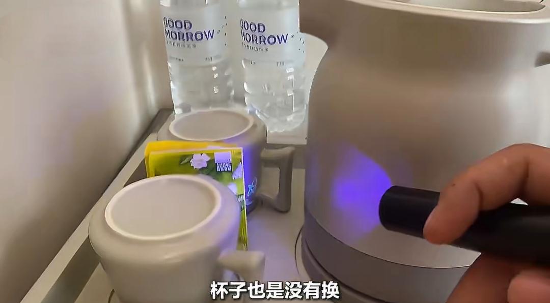 酒店卫生乱象彻底曝光！连锁酒店都沦陷，看完再也不敢乱住了。刷到南方日报的酒店