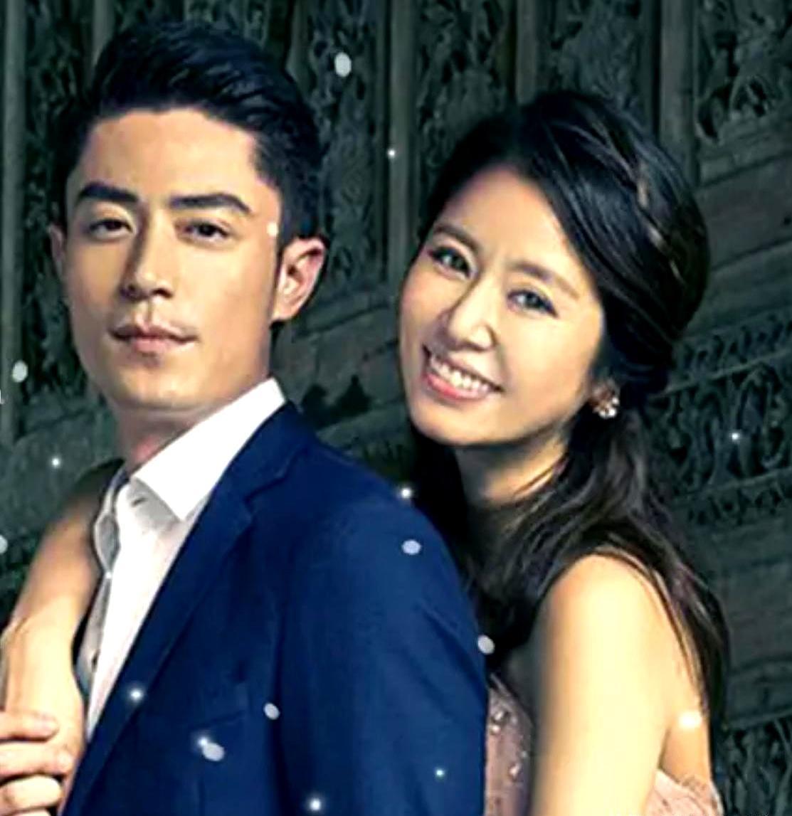 霍建华的手机屏碎了6年，漆都掉了，就是不换。我当时就想，这男人对自己也太抠了。