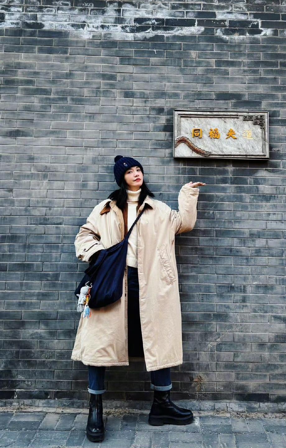 1米55的中年女人，穿姚晨身上的这种大廓形长款外套会不会好看呢？脑补了一下，