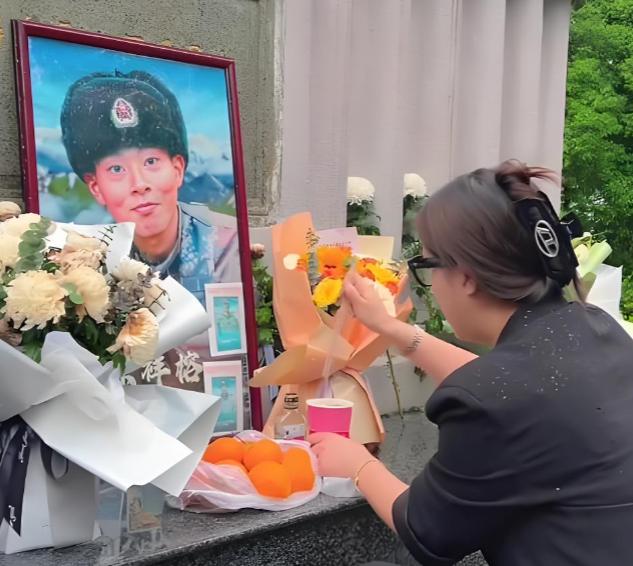 2020年，陈祥榕壮烈牺牲后，部队首长询问其母有什么需要关照的，岂料其母张口就