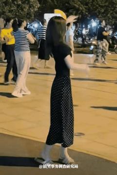 广场舞也是要看谁在跳！