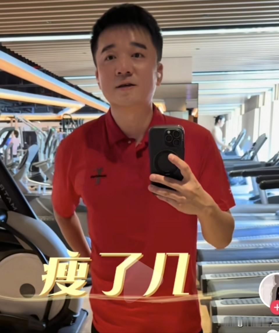 上海台主持人赵琦鑫真的精力、体力旺盛！原来主持人的工作日常并非外界传说的很轻松