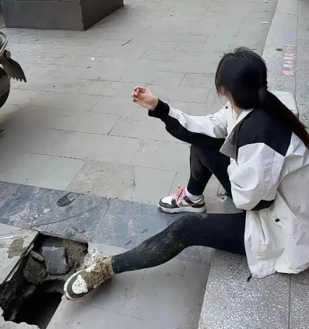 这该找谁说理去。。。。。。。