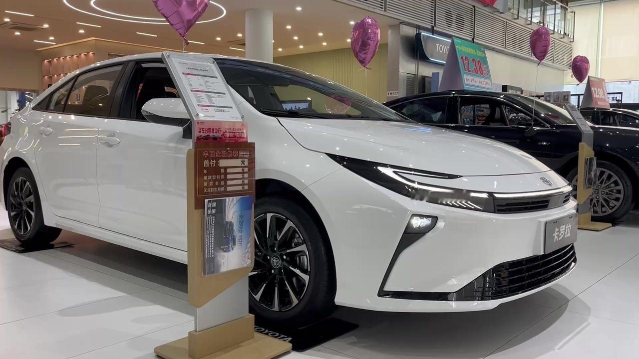 全新一代卡罗拉被带偏了？🚗全新一代卡罗拉内饰质感和行驶质感都有提升，唯独取消了