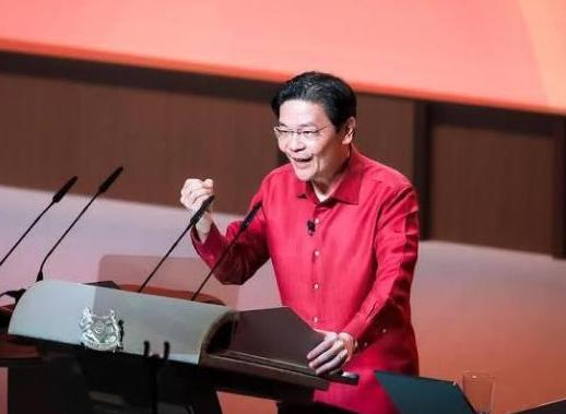 一个总理用中文发表演讲，本来不算什么大事，但放在新加坡身上，这件事就没有那么的简