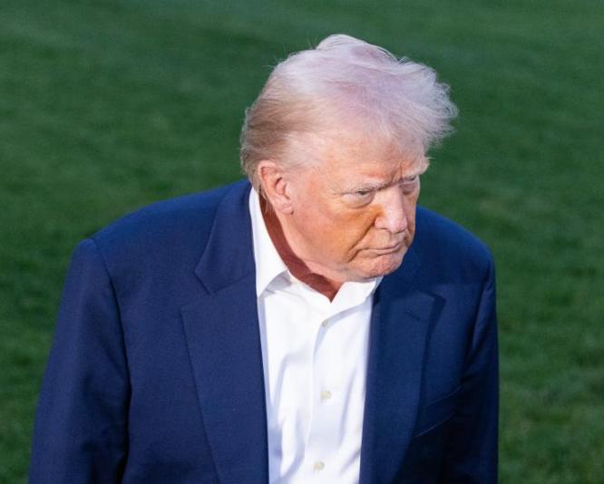 美媒点名批评特朗普!10月30日,在中美元首会晤之际,纽约时报刊文表示,当今世