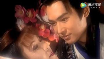 1998年，焦恩俊怕赔偿1000万的违约金，只好硬着头皮和看似60岁的西门大妈，
