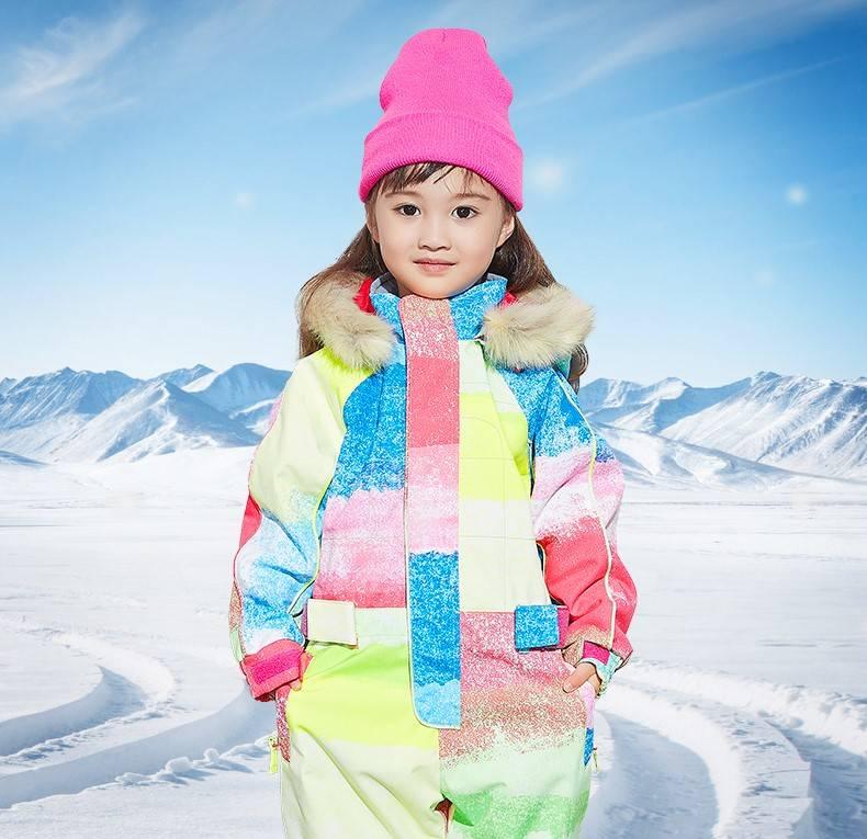 我们也是战斗民族, 小小年纪玩转滑雪场