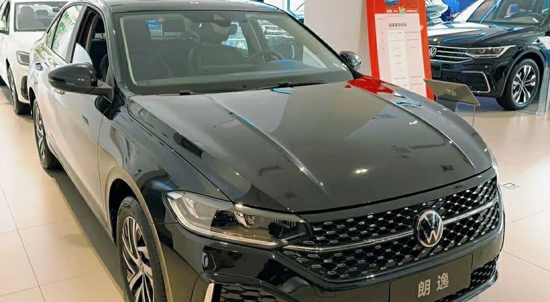 买车一定要看看这七款车,皮实耐用,根本开不坏第一款大众朗逸,第二款就是丰田的卡罗