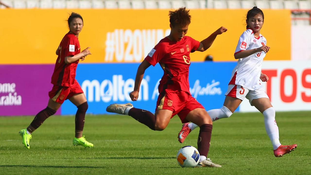 3-0！U20女足亚洲杯中国队完胜越南，取得开门红！上半场郑璐五分钟内梅开二