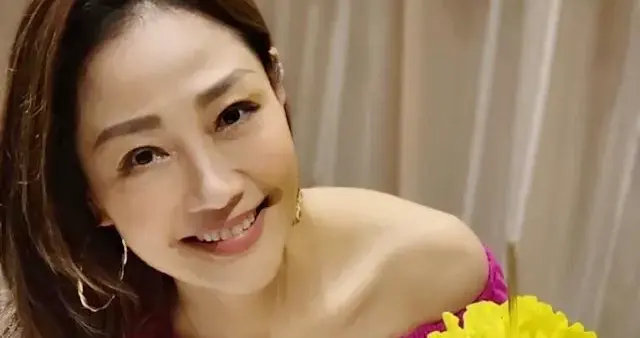 60岁不婚不生被催到放弃?TVB美魔女直言:我选择自由人生