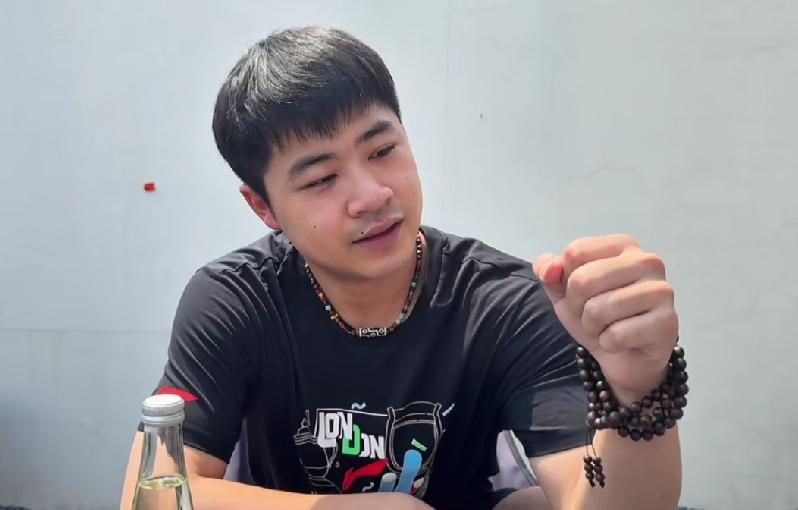 本来草莓熊想回应女娲一事，结果“弄巧成拙”。网友纷纷调侃留言，真是五花八门