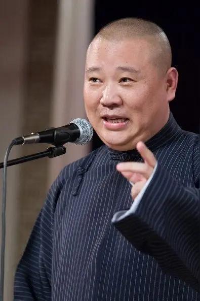 最近看到几组数字，郭德纲的德云社，25年毛收入8.6亿，缴纳税金2000多万元