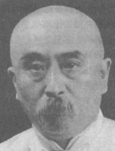 1910年，晚清有个名医，说自己梦到了未来的新中国：没有租界，没有治外法权，满大