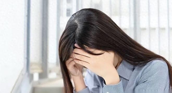重庆一位孝顺女儿网贷逾期3.4万，竟接到“官方”来电，声称要停掉她全家的医保和社