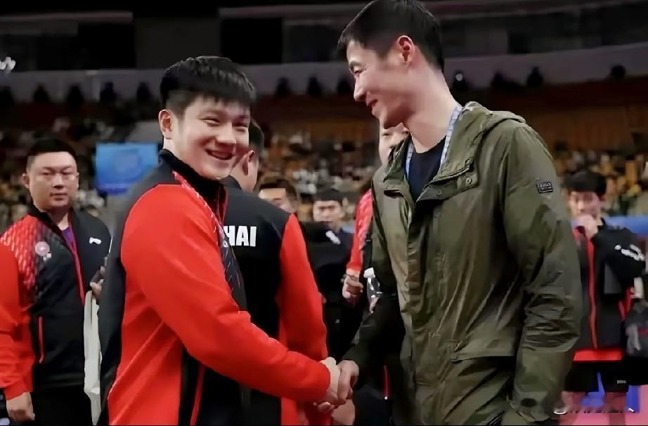 樊振东为什么退出了国家队？这是这两年球迷问得最多的问题。但先得把话说清楚：严格来