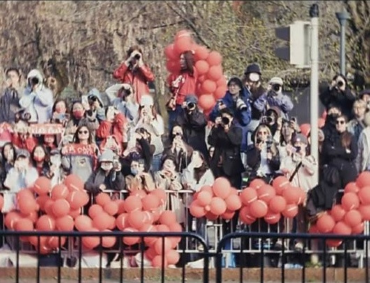 肖战米兰时装周Vlog里记录到的小飞侠，3分钟的vlog里面一共出现了三次粉丝应