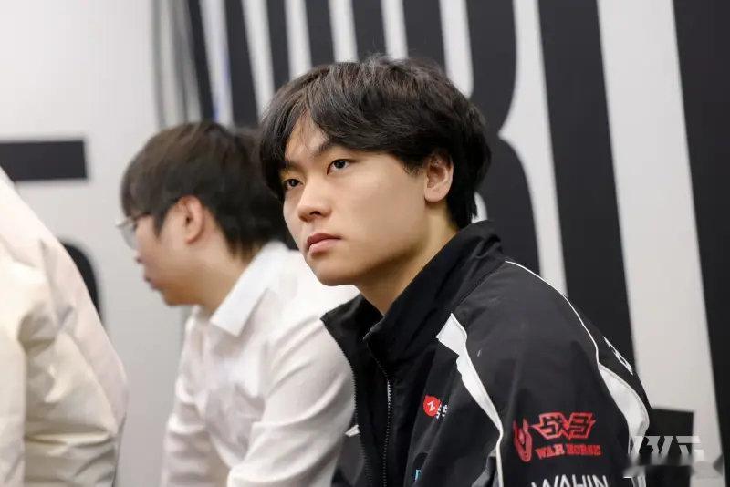 爆料：北川因为价格和教练意见没去成LNG，BLG三打野会有调整，先续约方便转会北