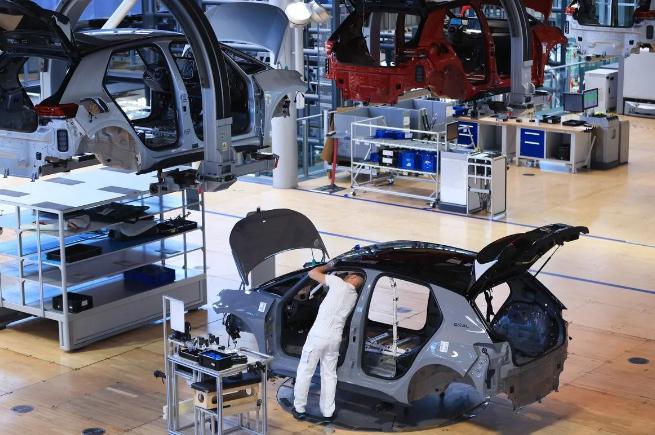 欧洲车企:早知道中国会发这么大火,当初就不该让荷兰抢走安世。对于欧洲