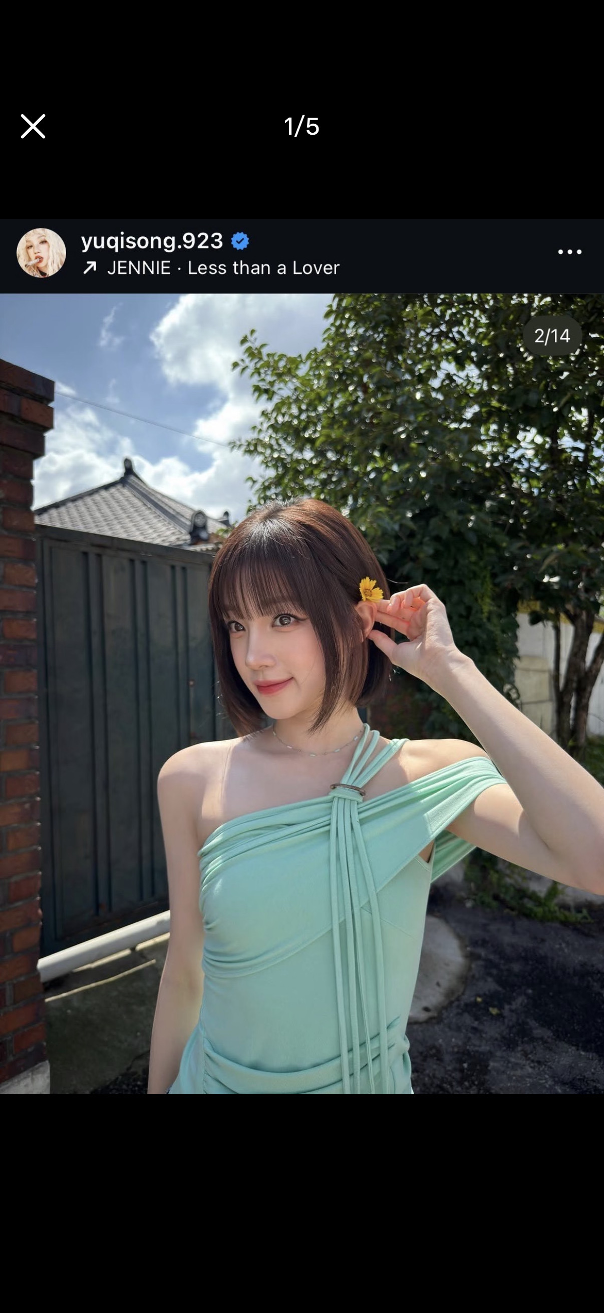 宋雨琦、Annie、李彩领均分享lessthanaloverjennie新
