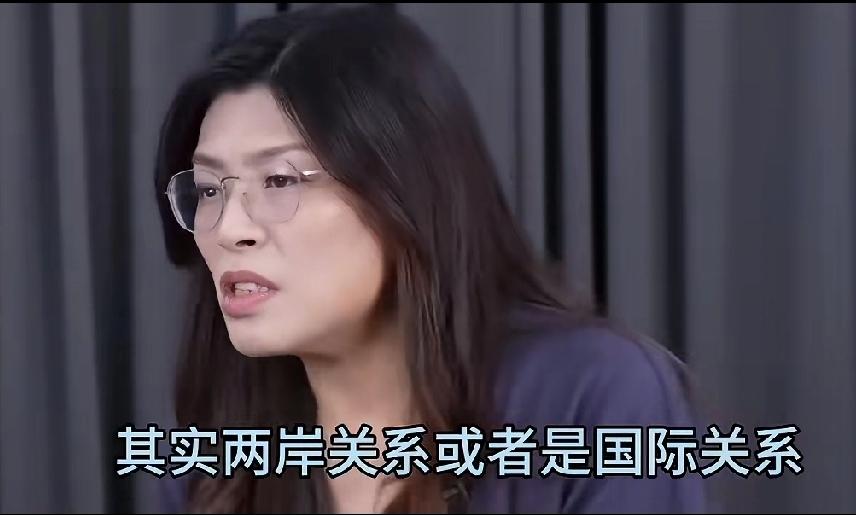 郑丽文公开回应和赵少康的关系,他们只有恩没有怨,包括私下也没不和谐的关系,郑丽文