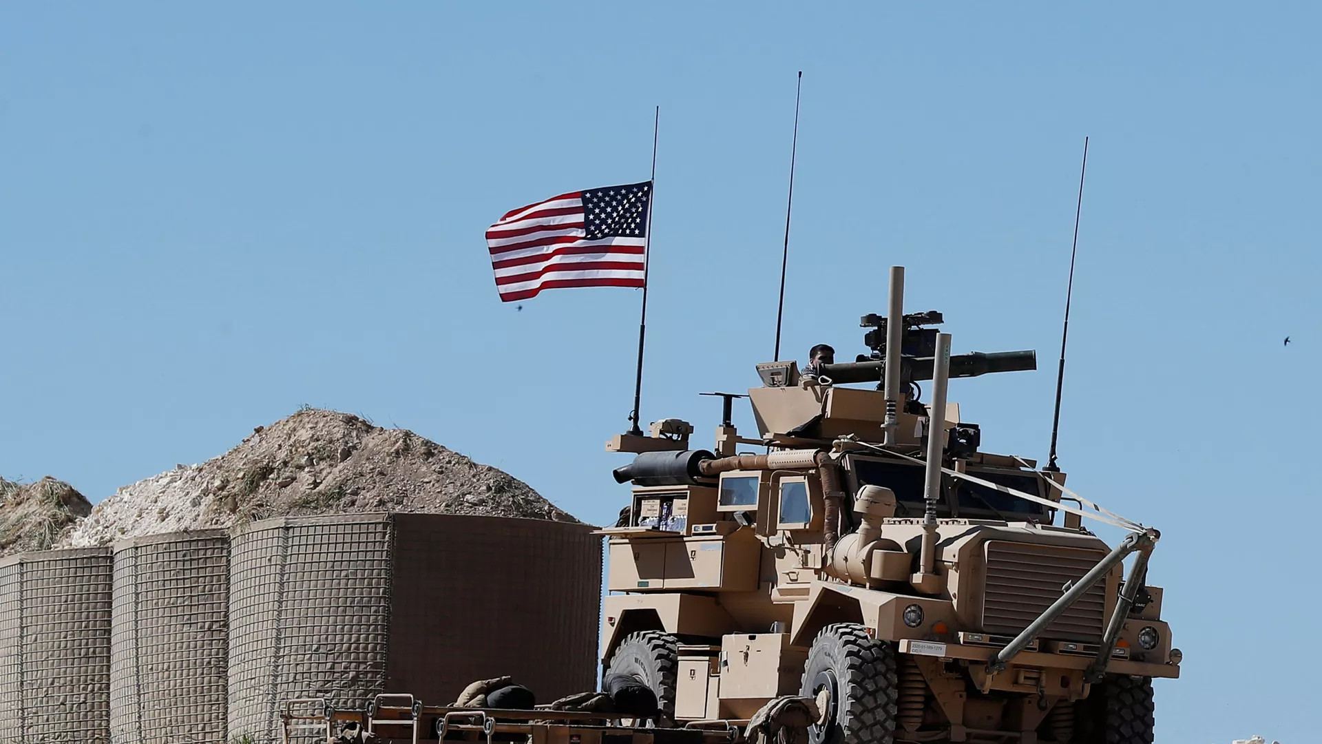 真听话！【军事叙利亚叙利亚过渡时期总统沙拉表示，他认为美军驻扎叙利亚是合理的】