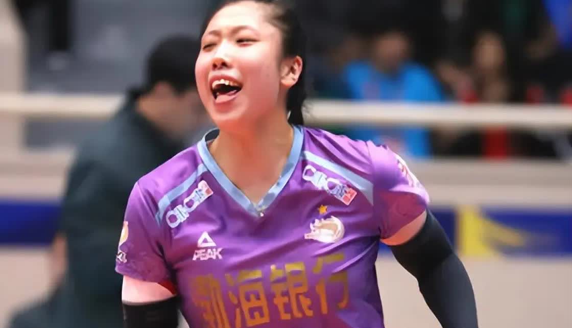 随笔。全锦赛女排。八进四，天津对江苏。这是一场两队