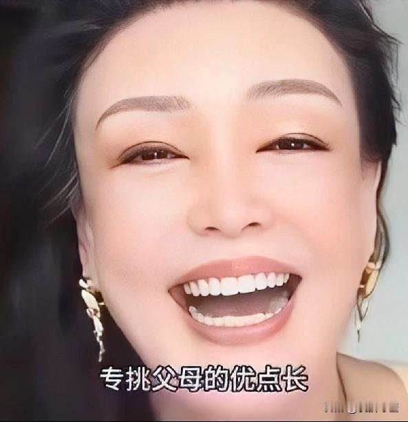 马筱梅初七产子！高兴到合不拢嘴，张兰迫不及待赶来抱孙子。2月23日正月初七，