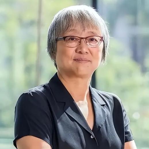 袁钧瑛，上海理科状元第一名，复旦超级学霸，哈佛大学天才博士、终身教授、多院院士，