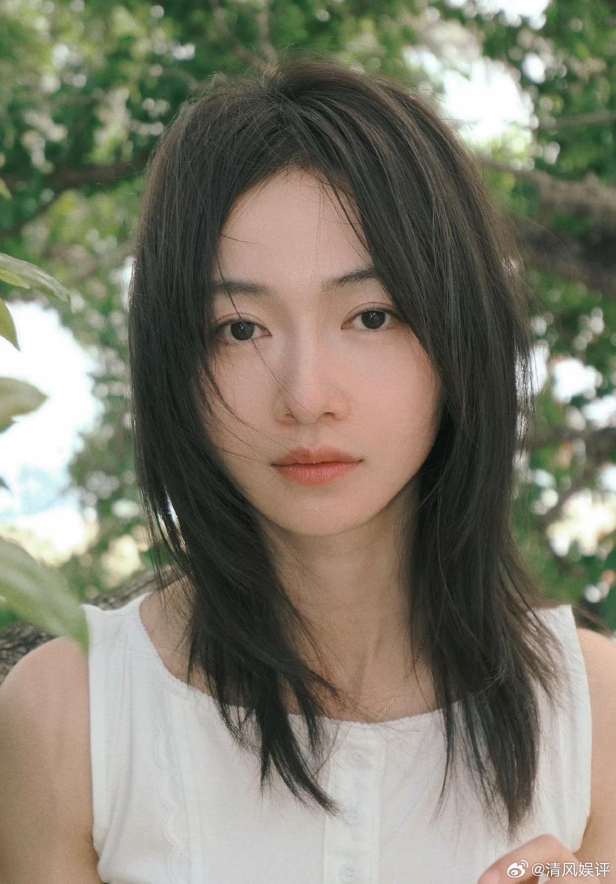 1.吴谨言婚后生活挺幸福的，跟老公的感情也好，现在有要二胎的计划。2.姚晨接下来