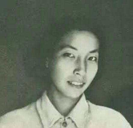 1978年，党组织派人找到浦安修，向她移交了补发给彭老总的48000元工资稿费这