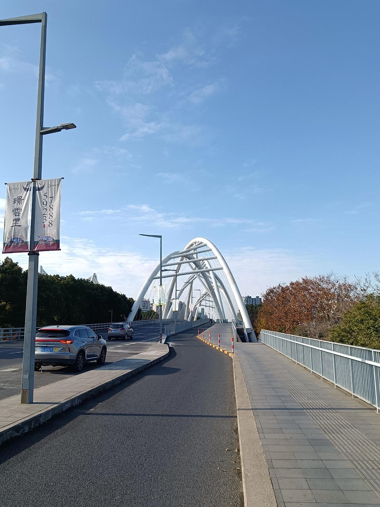 公路车公路自行车骑行户外骑行休闲骑