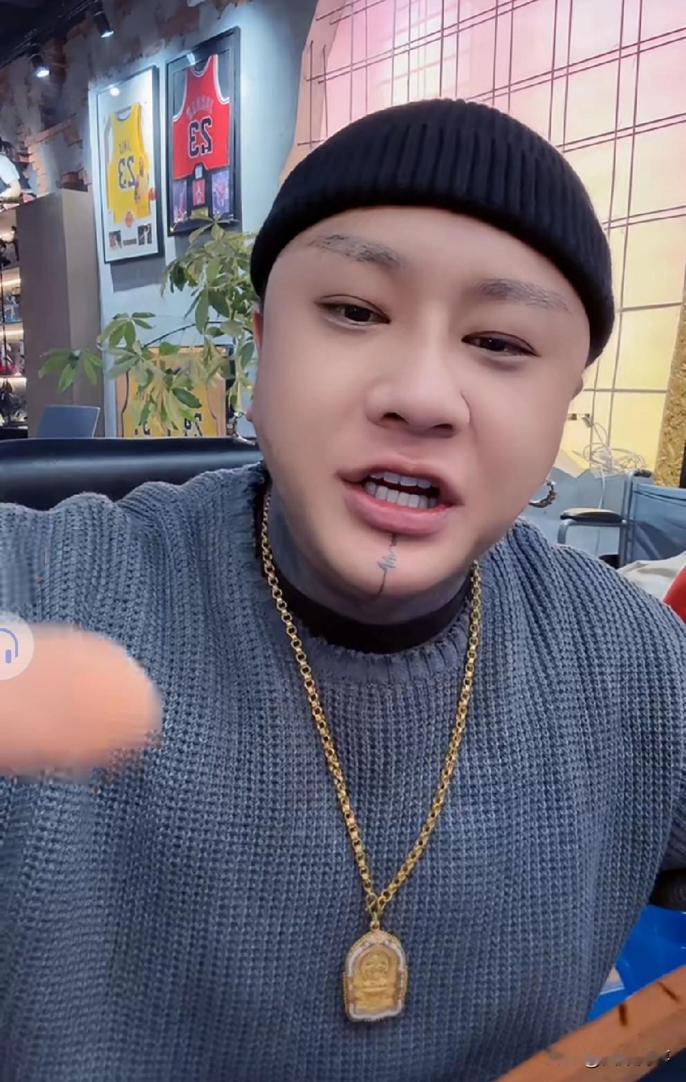 方丈向平台表忠心，内涵王小源：上哪你能行啊？你上哪哪大环境不好，不搁自己身上找找