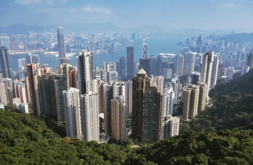 香港人多地少就是个伪命题以深圳市为例，深圳面积1997平方公里，约1800万人