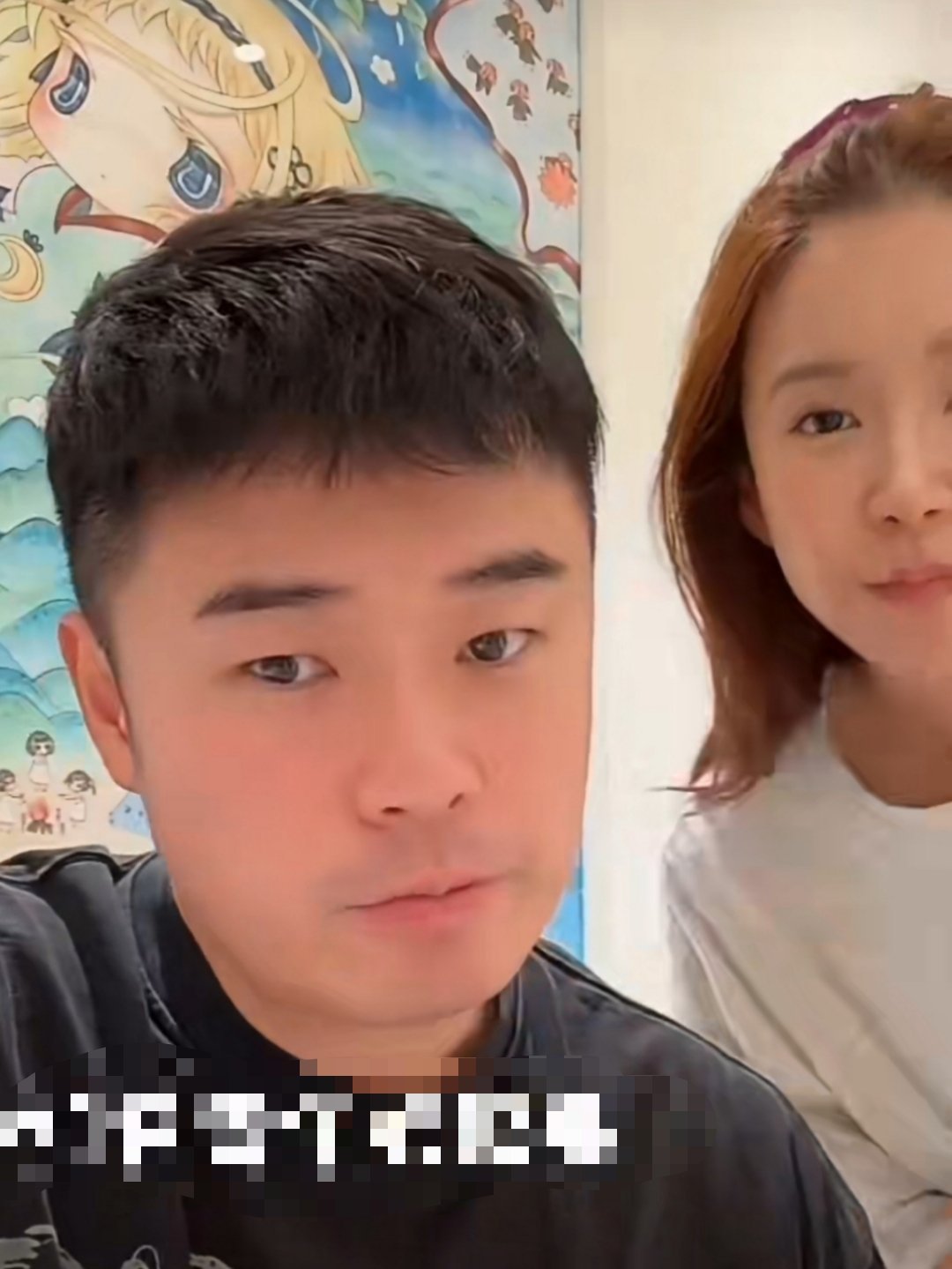 陈赫问张子萱需不需要打码陈赫直播时被要求见见嫂子张子萱，陈赫问张子萱能看你吗要