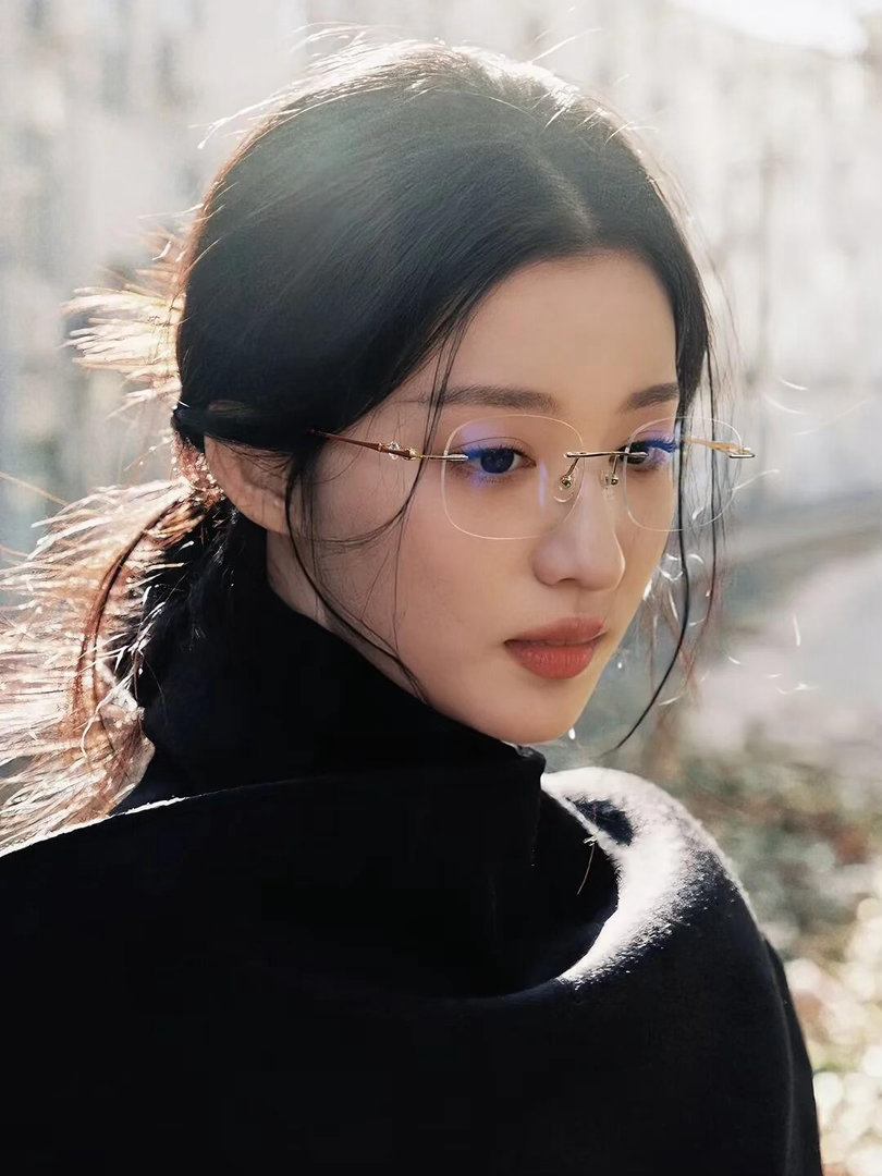 王楚然戴眼镜好蛊