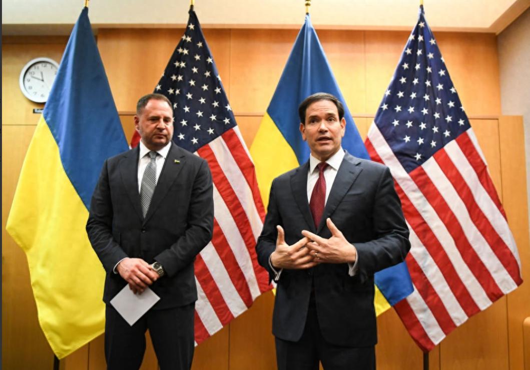 /就在全世界都以为和平谈判终于有了眉目时，基辅方面却突然扔出了一颗重磅炸弹。乌克