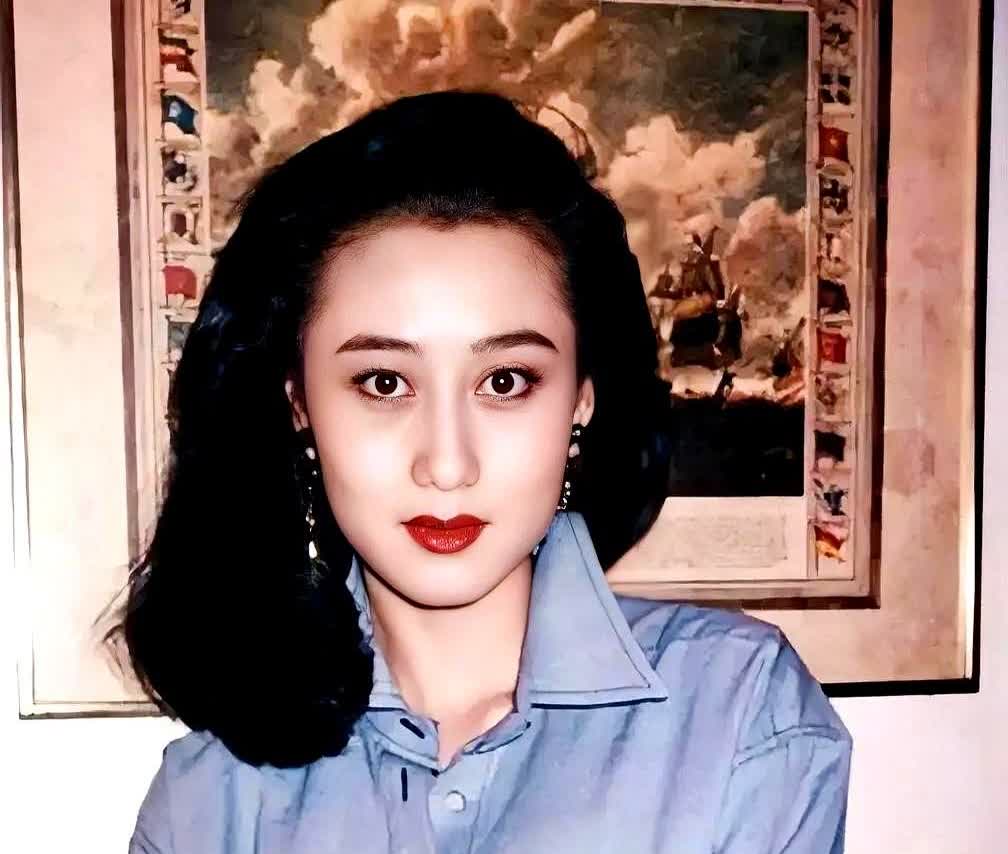 被周润发欺负的十位女明星一、钟楚红拍《秋天的童话》时，周润发临时