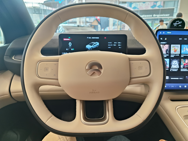 es8等不起其实es6也行昨天跟朋友聊天，说刚下定es8，现在要等24-26周