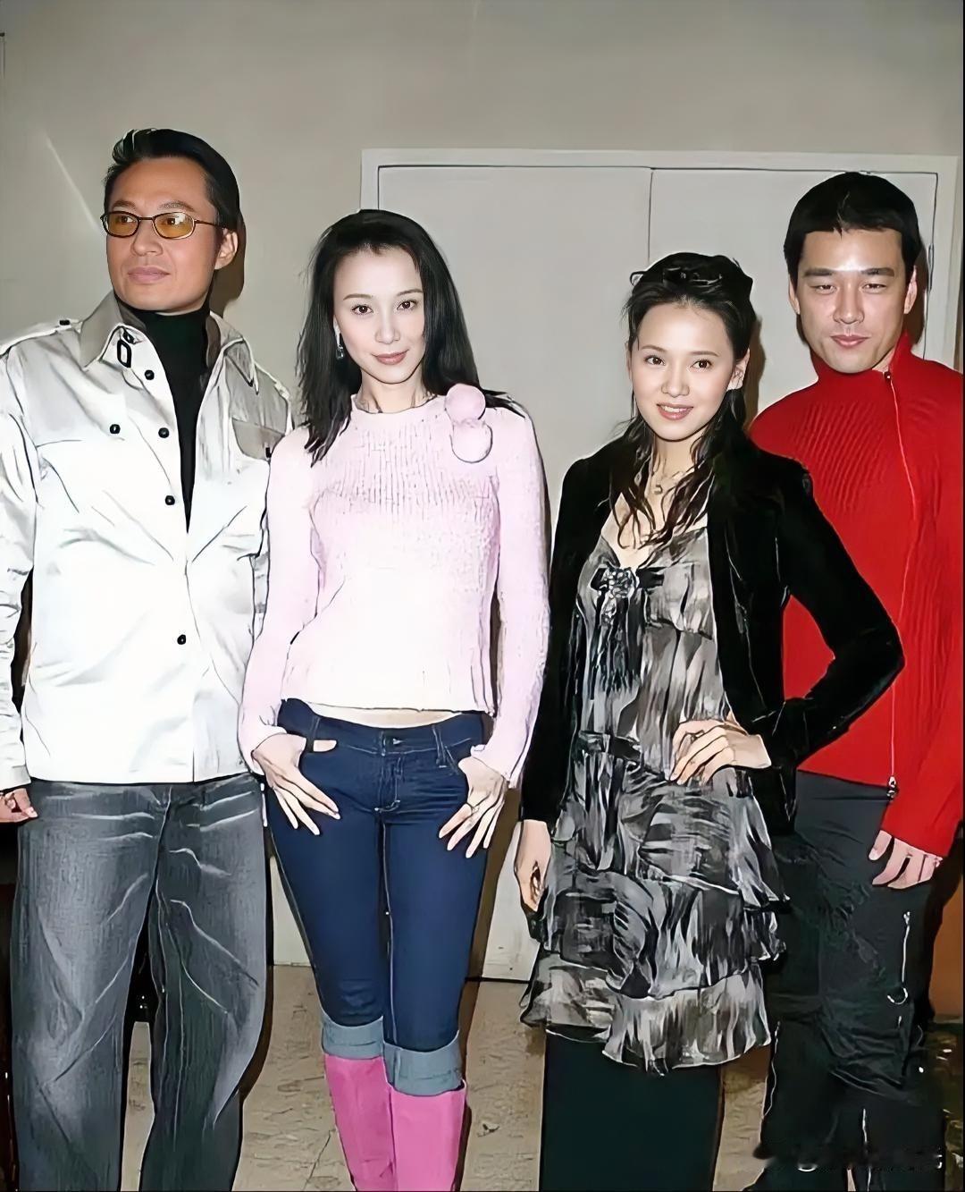 这张照片是2005年拍的，讲真的我也是第一次见这么年轻的王耀庆。这时候马景涛